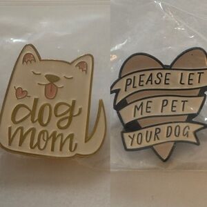 💥4/$20💥 2pc Dog Mom Enamel Pins